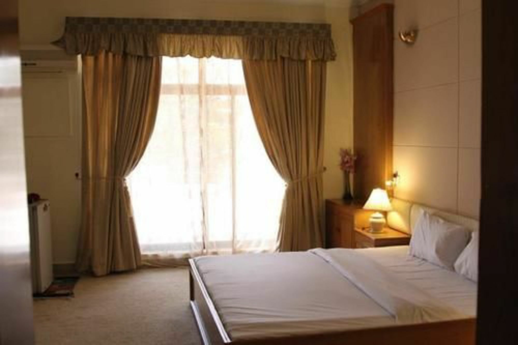 Delano Guest House Ισλαμαμπάντ Εξωτερικό φωτογραφία