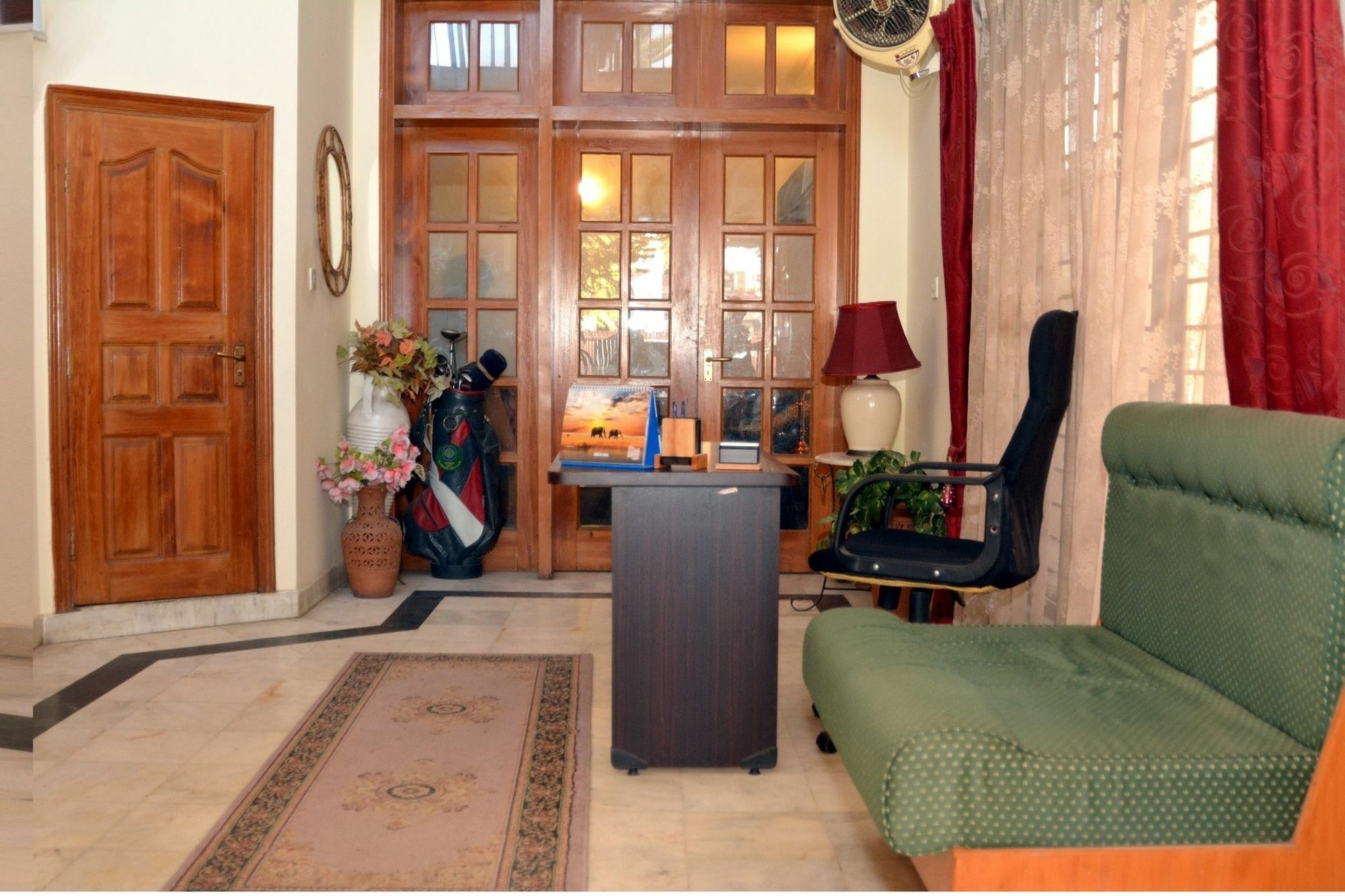 Delano Guest House Ισλαμαμπάντ Εξωτερικό φωτογραφία